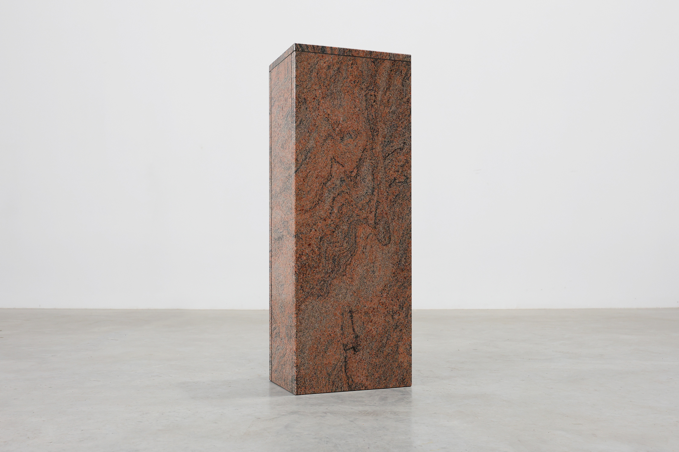 Rectangular red granite pedestal, Belgium, 20th centurythumbnail